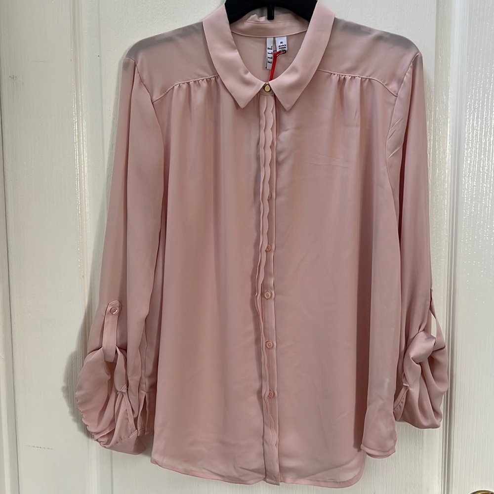 ELLE long tab sleeve blouse size XL color Peach Whip🍑